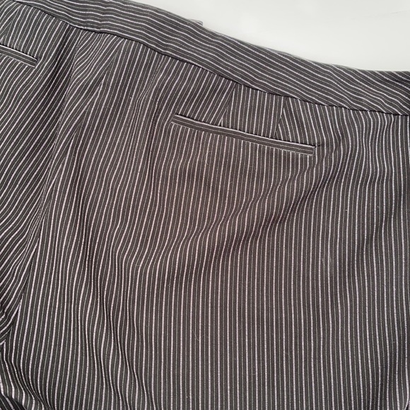 ***SOLD***Cute Dressy Pants - Picture 2 of 3